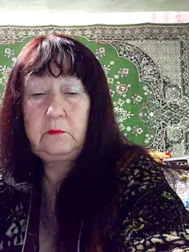 CrystalLime6411 online show from December 22, 2025, 4:26 pm