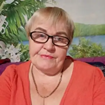 VioletSweet5566 online show from October 23, 2025, 6:50 pm