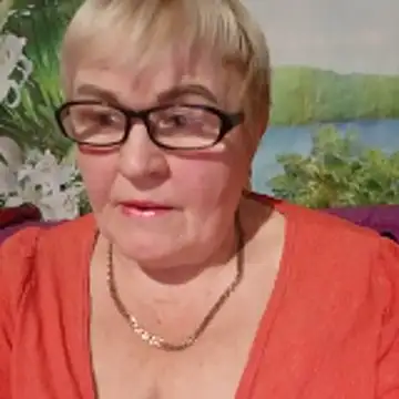 VioletSweet5566 online show from October 24, 2025, 6:15 pm