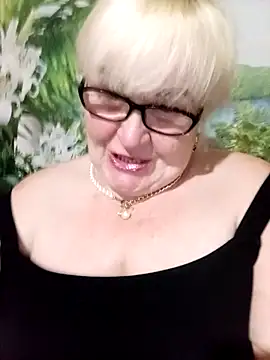 VioletSweet5566 online show from June 2, 2026, 5:26 pm