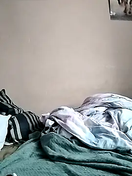 Snapshot of HardCouple33 chatting on February 24, 2026, 7:06 am HardCouple33 online show from February 24, 2026, 7:06 am