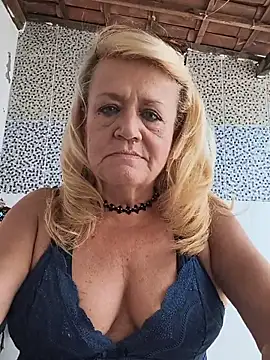 Snapshot of Belladama61 chatting on June 4, 2026, 4:46 pm Belladama61 online show from June 4, 2026, 4:46 pm