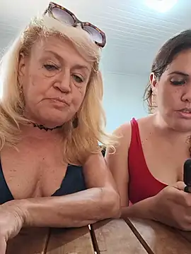 Snapshot of Belladama61 chatting on June 17, 2026, 11:01 am Belladama61 online show from June 17, 2026, 11:01 am