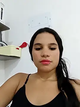 Little-Pussy-Sweet online show from September 10, 2025, 6:41 pm