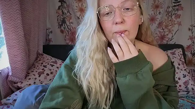 Snapshot of Daisyxoxo_ chatting on September 25, 2025, 8:29 am Daisyxoxo online show from September 25, 2025, 8:29 am