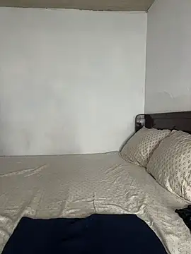  foreigntitts online show from January 15, 2026, 8:56 pm