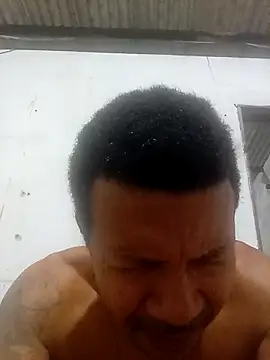 moreno25centimetro online show from March 14, 2026, 9:53 pm