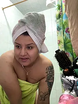 naomy26 online show from November 2, 2025, 2:25 am