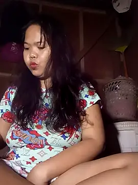 Snapshot of urhottychubbypinay chatting on August 6, 2026, 6:10 pm urhottychubbypinay online show from August 6, 2026, 6:10 pm