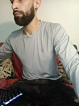 Enzo-wolf33 online show from October 28, 2025, 2:26 am