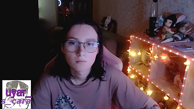 s cara online show from October 3, 2025, 3:31 pm