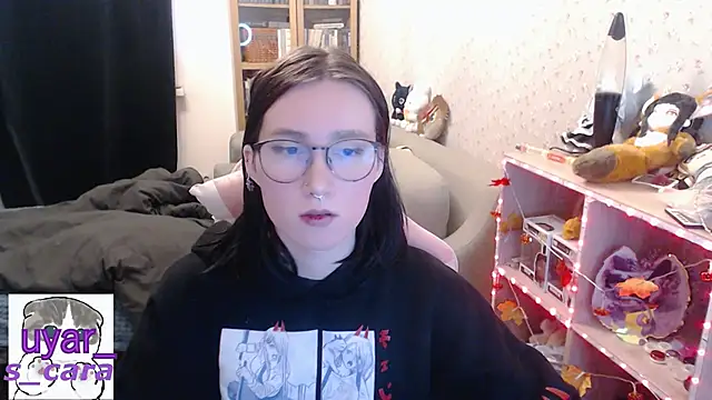 s cara online show from November 10, 2025, 1:32 pm