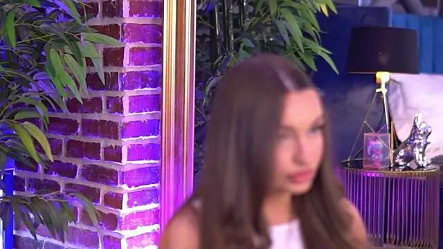 MillaSerene online show from October 30, 2025, 5:31 am