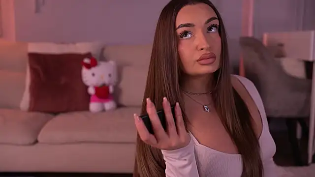 MillaSerene online show from April 13, 2026, 5:35 am