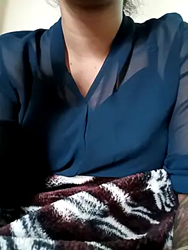 Snapshot of lovelysona11 chatting on December 5, 2025, 7:06 am lovelysona11 online show from December 5, 2025, 7:06 am