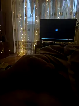 Snapshot of LuckyGirlfriends chatting on October 26, 2025, 2:01 pm LuckyGirlfriends online show from October 26, 2025, 2:01 pm