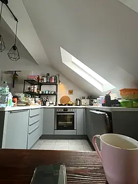 blondi2077 online show from September 14, 2025, 1:10 pm