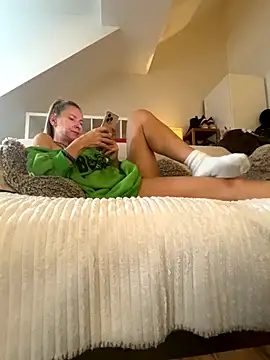 blondi2077 online show from November 20, 2025, 8:25 am