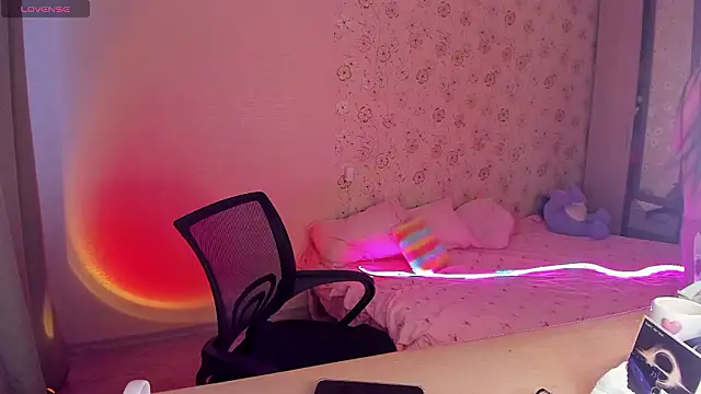 Alice next door online show from February 23, 2026, 2:03 pm