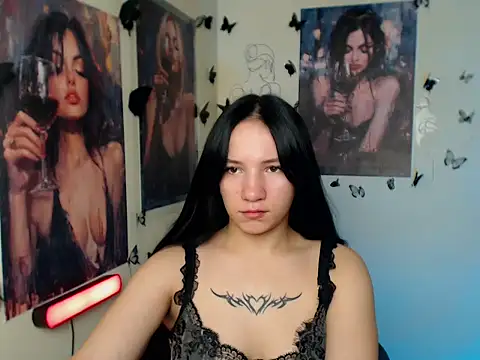 Em7MaA online show from November 9, 2025, 7:34 pm