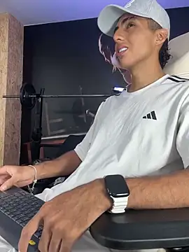 Mister Obsession online show from November 21, 2025, 6:17 pm