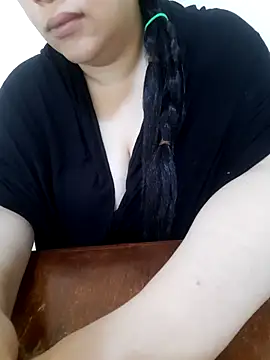 Madam-bezoul- online show from September 11, 2025, 11:32 am