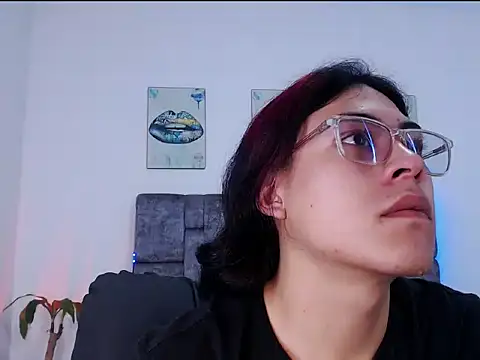 Snapshot of dirty_model chatting on January 17, 2026, 3:28 pm dirty model online show from January 17, 2026, 3:28 pm