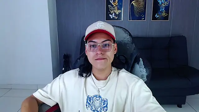 Snapshot of dirty_model chatting on February 18, 2026, 10:06 pm dirty model online show from February 18, 2026, 10:06 pm