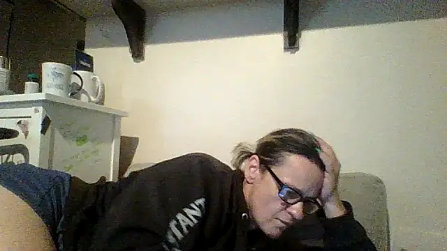 Snapshot of PremiumKitty chatting on February 21, 2026, 1:17 am PremiumKitty online show from February 21, 2026, 1:17 am