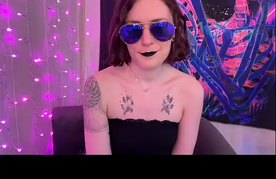 mistressannafoxx online show from September 14, 2025, 1:05 am