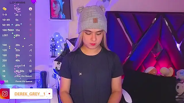 derek greyy  online show from November 11, 2025, 8:09 pm