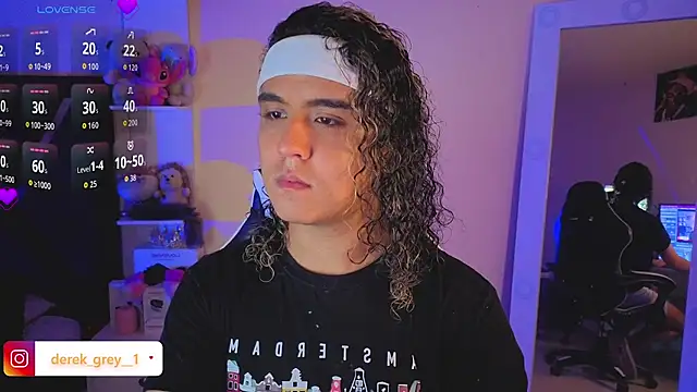 Snapshot of derek_greyy_ chatting on March 4, 2026, 9:21 pm derek greyy online show from March 4, 2026, 9:21 pm