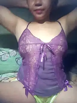 hotmomma8 online show from October 9, 2025, 5:49 am