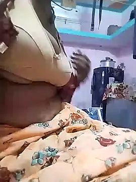 Shruti Bhabhi38 online show from September 17, 2025, 6:09 pm