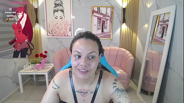 Snapshot of Jade_Jones_a chatting on December 16, 2025, 4:17 am Jade Jones a online show from December 16, 2025, 4:17 am