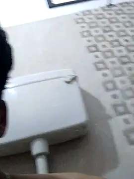 Snapshot of kjohn20 chatting on November 16, 2025, 5:46 am kjohn20 online show from November 16, 2025, 5:46 am