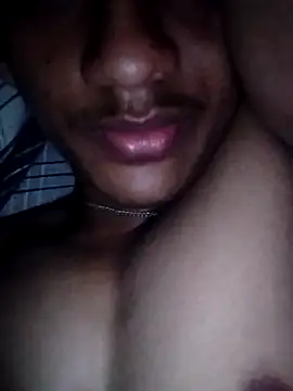 Snapshot of kjohn20 chatting on November 24, 2025, 7:13 pm kjohn20 online show from November 24, 2025, 7:13 pm