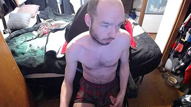 womenhateme69 online show from April 5, 2026, 4:48 pm