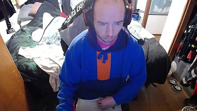 womenhateme69 online show from April 17, 2026, 7:06 pm