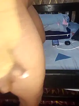 naked   online show from October 27, 2025, 2:37 am