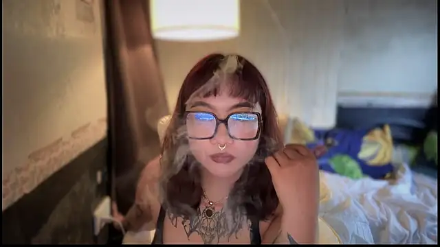  XXXKittyTingles online show from December 4, 2025, 4:44 am