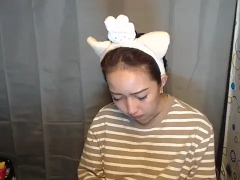 Snapshot of Soft_Angel8 chatting on April 8, 2026, 4:56 am Soft Angel8 online show from April 8, 2026, 4:56 am