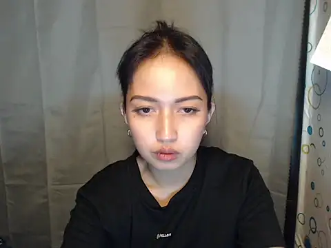 Snapshot of Soft_Angel8 chatting on April 22, 2026, 8:28 am Soft Angel8 online show from April 22, 2026, 8:28 am