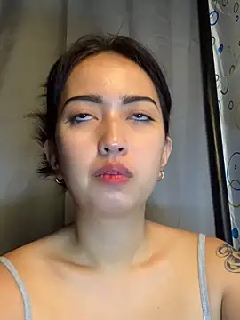 Snapshot of Soft_Angel8 chatting on May 10, 2026, 4:45 pm Soft Angel8 online show from May 10, 2026, 4:45 pm