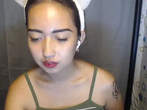 Snapshot of Soft_Angel8 chatting on May 26, 2026, 4:58 pm Soft Angel8 online show from May 26, 2026, 4:58 pm