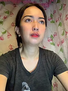 Snapshot of Soft_Angel8 chatting on June 19, 2026, 11:47 am Soft Angel8 online show from June 19, 2026, 11:47 am