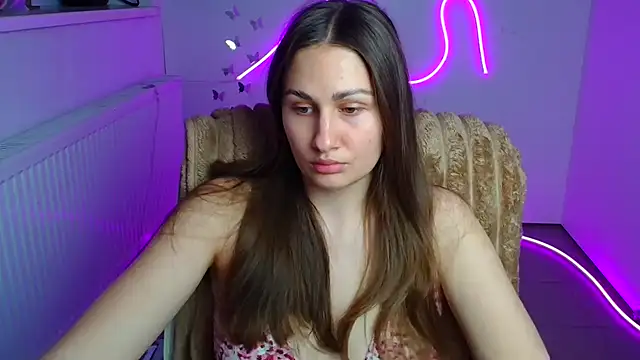 Snapshot of Stefanie_Sweet chatting on May 6, 2026, 5:35 am Stefanie Sweet online show from May 6, 2026, 5:35 am