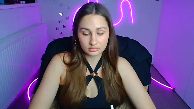 Snapshot of Stefanie_Sweet chatting on June 18, 2026, 11:25 am Stefanie Sweet online show from June 18, 2026, 11:25 am