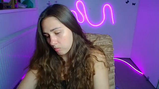 Snapshot of Stefanie_Sweet chatting on July 2, 2026, 5:24 am Stefanie Sweet online show from July 2, 2026, 5:24 am