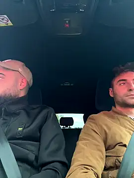 omihaze94 online show from November 8, 2025, 3:45 pm